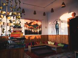 The Hostel Stories Bir - Landing Site