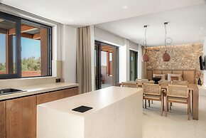Lakka Suites