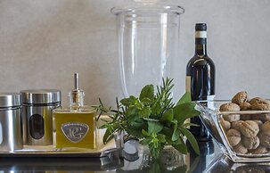 PALAZZO DEL PAPA COUNTRY SUITES