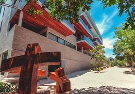 Maricruz - Luxury Condo with Jacuzzi