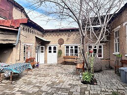 Reyhana Unique House