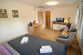 HOTEL SMRŽ