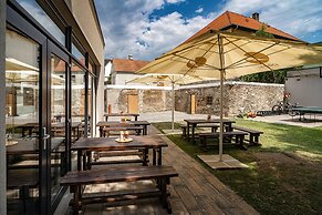 HOTEL SMRŽ