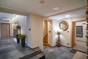 HOTEL SMRŽ