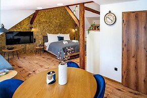 HOTEL SMRŽ