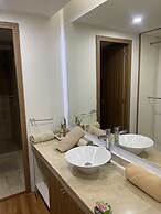 The Plaza Residenses