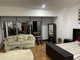 The Plaza Residenses