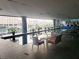 The Plaza Residenses