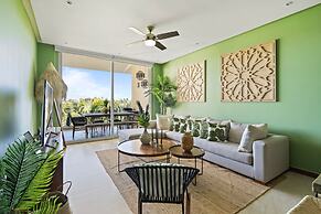Tranquil Peninsula Golf 3BR Retreat