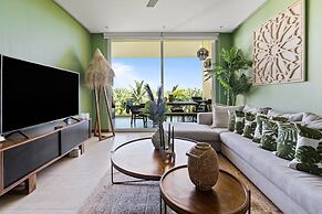 Tranquil Peninsula Golf 3BR Retreat