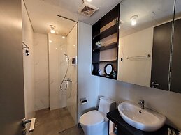 Palam Mansion at One Residence Apartment