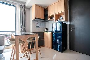 Palam Mansion at One Residence Apartment