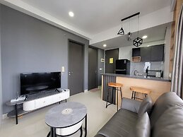 Palam Mansion at One Residence Apartment