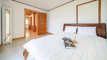 Daebudo Olive Poolvilla Pension