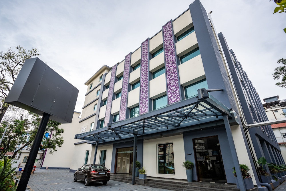 Lilac Hotel Guruvayur