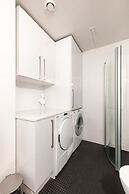 2ndhomes Gorgeous & Modern 2BR Apartment