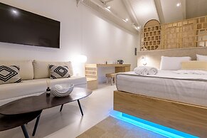 CP Seafront Suites