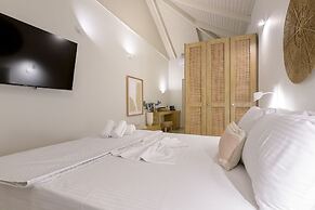 CP Seafront Suites