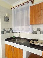 Lux Suites Juniours Apartment Bamburi