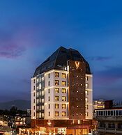 Varnabas Museum Hotel