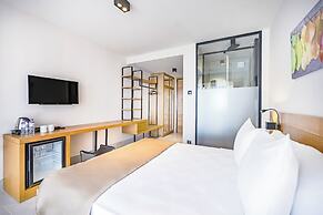 Lei Hotel