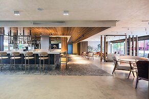 Lei Hotel