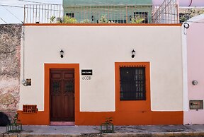 Kuka y & Letras