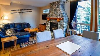 Polar Peak Lodges by Fernie Lodging CO