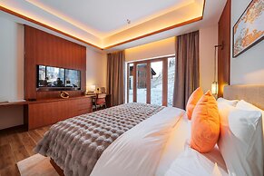 Oakwood Suites Chongli