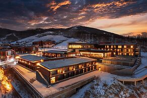Oakwood Suites Chongli