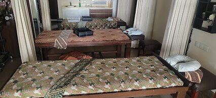 The Bay Sunflower Apartment