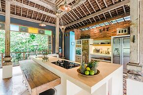 Aalaya Villa by Betterplace