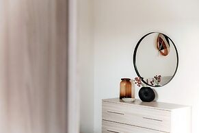 STELLA APARTMENT