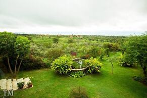 Leleshwa Retreat