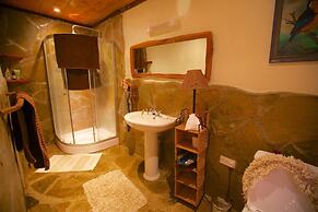 Leleshwa Retreat