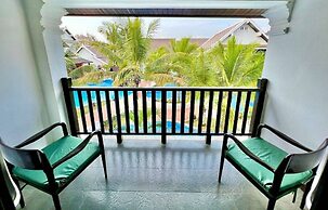 Manyo Hotel and Resort