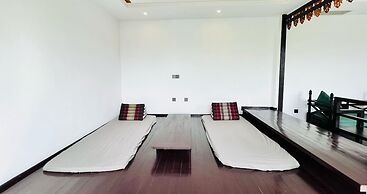 Manyo Hotel and Resort