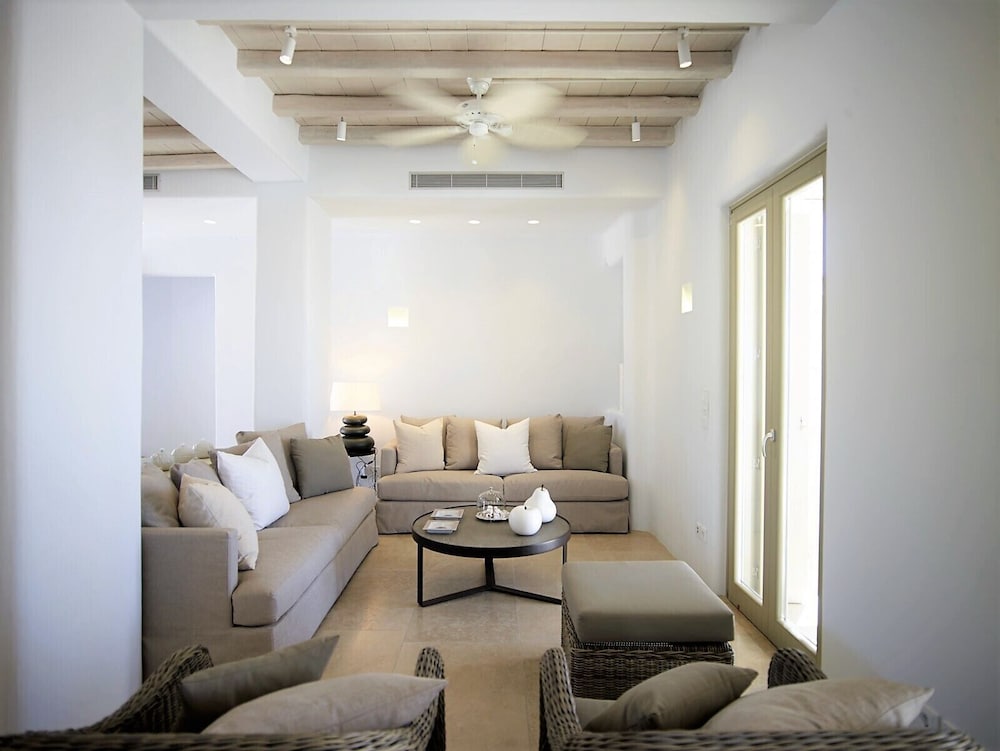 Stunning 8-bed Villa in Mikonos - Villa Davia