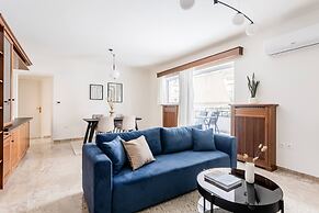 Faliro Sunlit 3BR Apartment