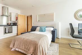 Belfry Quarters Sleeps 2 Free Wifi