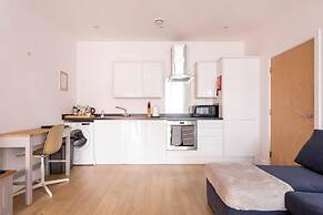Belfry Quarters Sleeps 2 Free Wifi