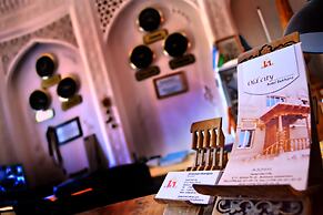 Boutique Old-City