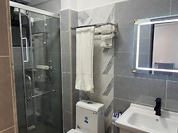 Lux Suites Valley Heights Apartments