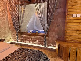 Ceran Stone House
