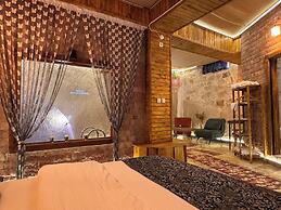 Ceran Stone House