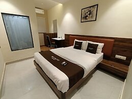 Hotel Moon Lite Residency Marve Malad