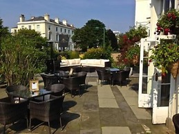 The Walton Hotel