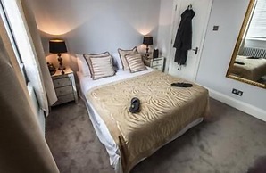 The Walton Hotel