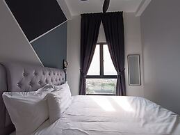 The Horizon Ipoh L15 by Grab A Stay
