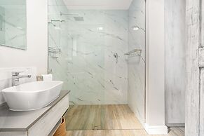 Zaria Sun Cottage